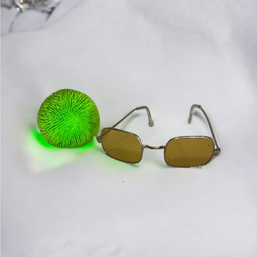 VTG 60’s Inspired Silver Square Granny Sunglasses Yellow lens.